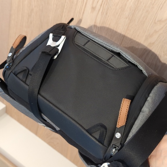 Peak Design V1 20L every day backpack - Picture 11 of 11